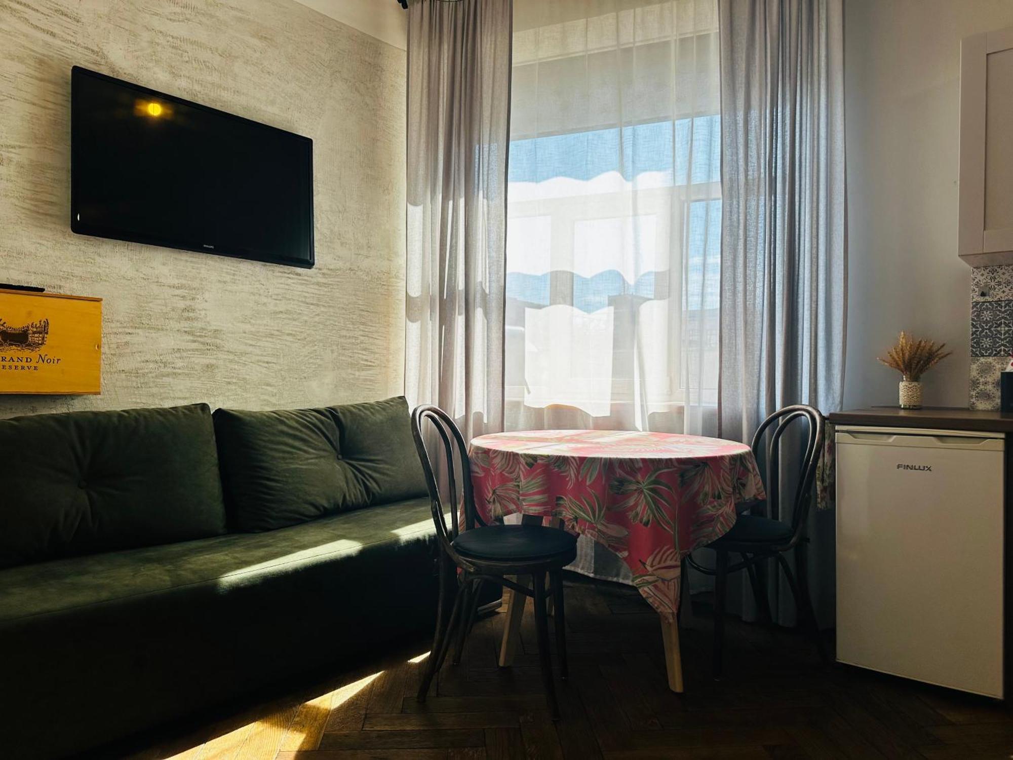 Baltic Design Apartments With Free Parking And Self Check In リガ エクステリア 写真